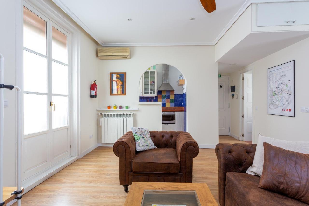 マドリードPrecioso Duplex En La Puerta Del Sol.アパートメント エクステリア 写真