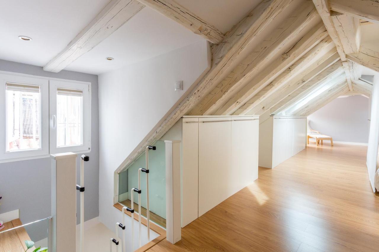 マドリードPrecioso Duplex En La Puerta Del Sol.アパートメント エクステリア 写真